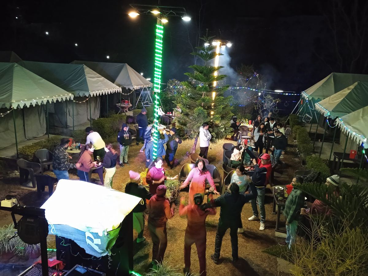 Night party with music and dancing